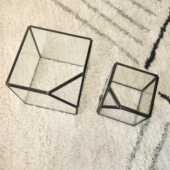 Set Of 2 Vtg Black Tilted Cube Geometric Glass Terrarium 6"/4" Tabletop/Hanging - Picture 1 of 9